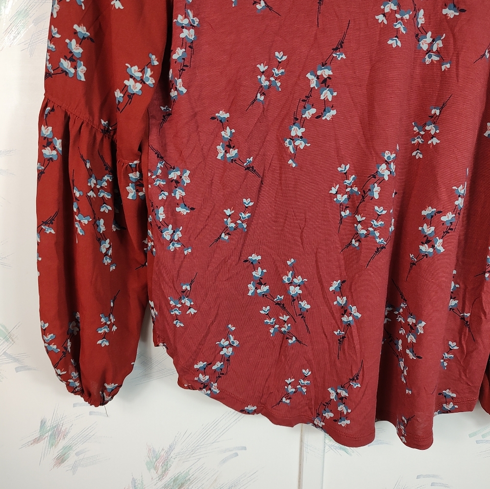 LOFT Outlet Red Floral Long Sleeve Blouse SP - Picture 9 of 9